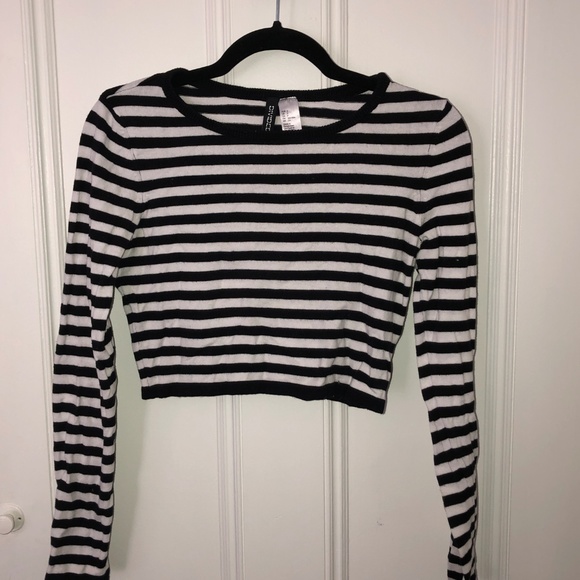 Forever 21 Tops - FOREVER 21 Striped Long Sleeve Crop